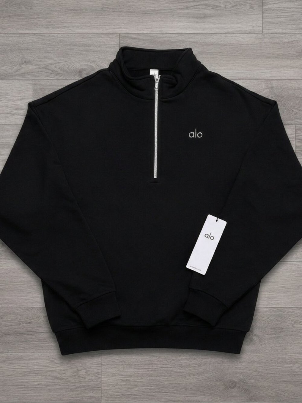 Alo Yoga Accolade Quarter Zip Pullover